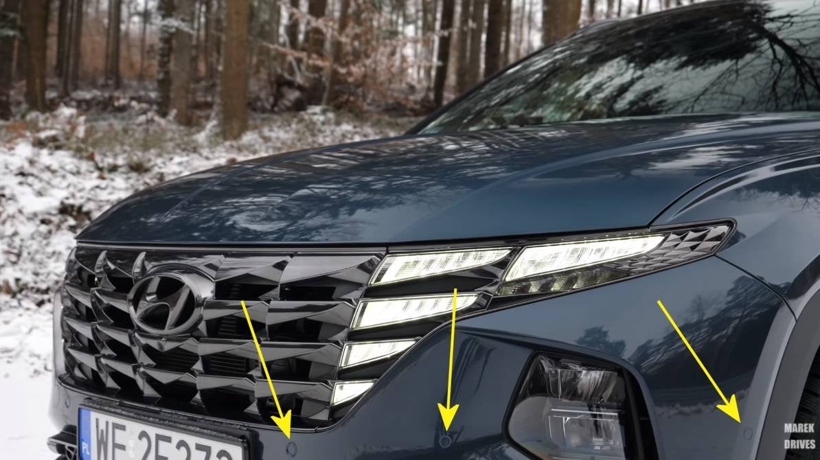 Tucson NX4 - parking sensors - one 8 in another 12 sensors ??